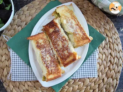 Ricetta French toast salato al pesto, la ricetta facile per una cena veloce e sfiziosa