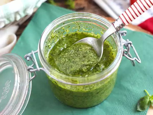 Ricetta Pesto alla genovese rapido