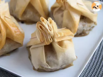 Ricetta Fagottini croccanti con funghi, formaggio e pere