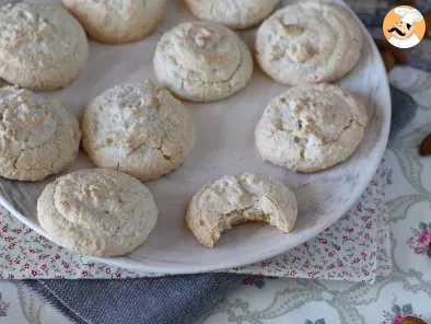 Amaretti, la ricetta veloce per preparare i biscotti che tutti adorano!