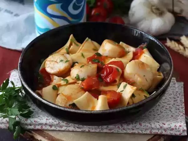 Ricetta Pasta con le capesante, un elegante primo piatto di mare