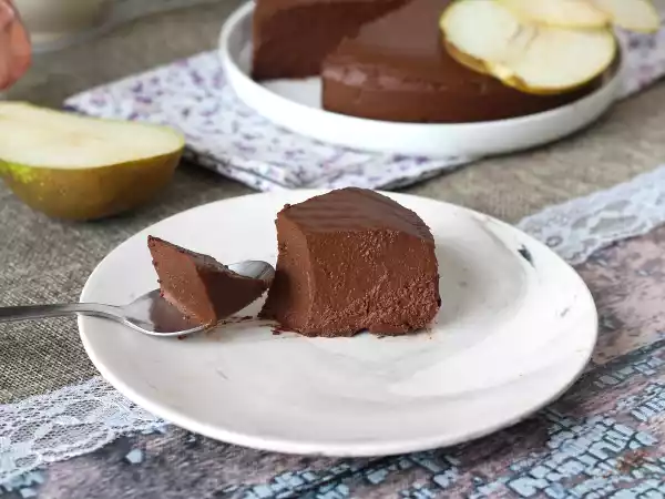 Ricetta Fudge pere e cioccolato, il dessert super facile da realizzare con solo 2 ingredienti!