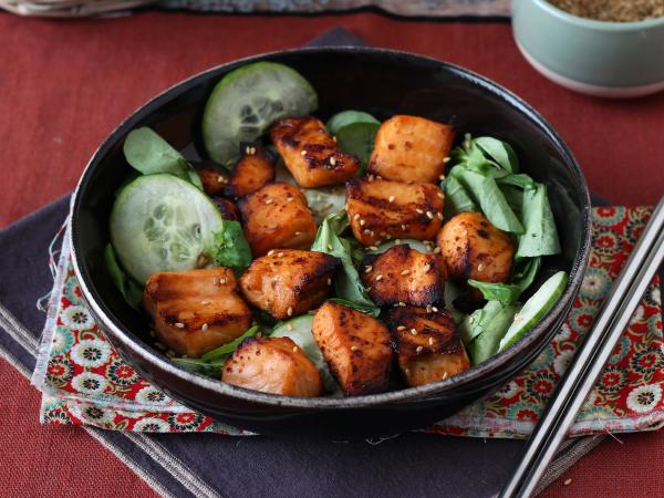 Ricetta Bocconcini di salmone in friggitrice ad aria con marinatura asiatica