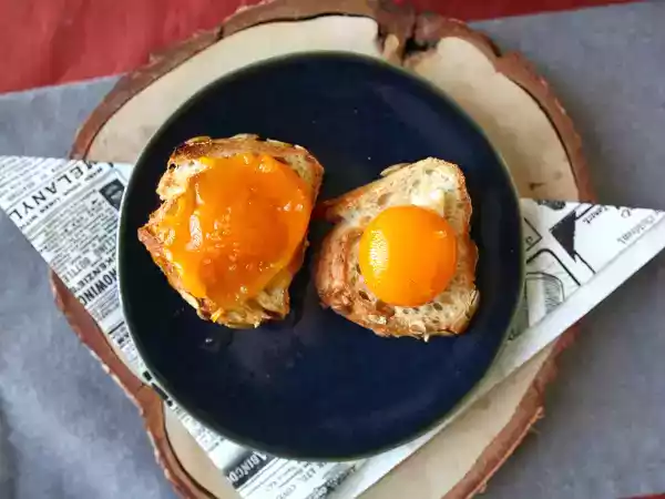 Ricetta Tuorli d'uovo confit in friggitrice ad aria: perfetti da spalmare!