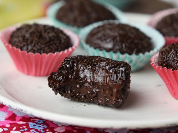 Ricetta Brigadeiro proteici con whey: gusto irresistibile, tante proteine e zero sensi di colpa!