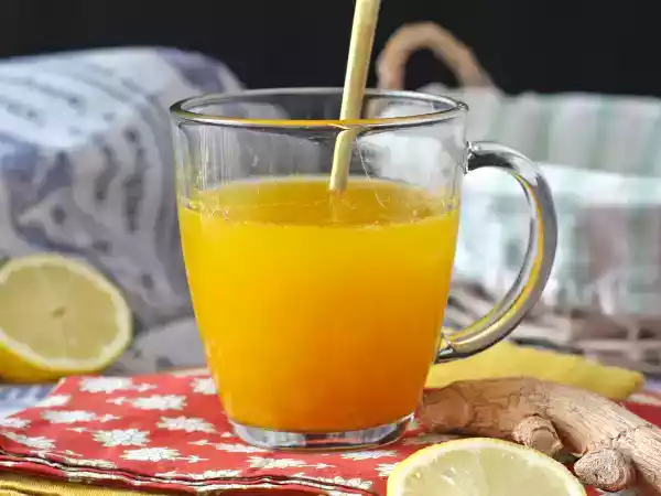 Ricetta Ginger shot: ricetta semplice, naturale e potente per rafforzare l’immunità e ritrovare energia