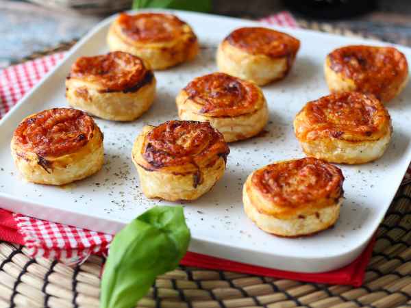 Ricetta Girelle di sfoglia in friggitrice ad aria: ricetta facile e veloce
