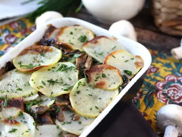 Ricetta Gratin di patate e funghi: la ricetta facile perfetta come contorno o piatto unico