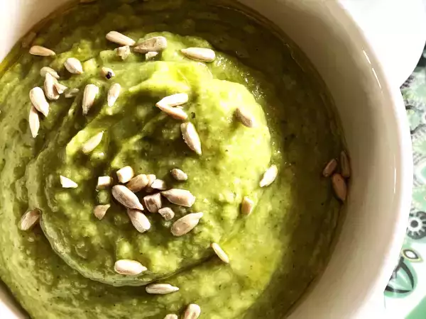 Ricetta Vellutata di broccoli e cannellini (ricetta vegana)