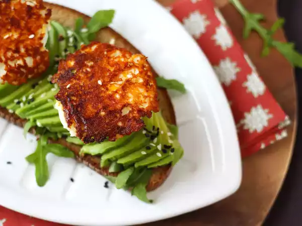 Ricetta Uova croccanti alla feta: ricetta facile, veloce e virale