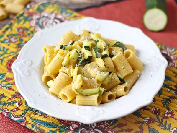 Ricetta Carbonara di zucchine: la ricetta vegetariana e facilissima da preparare