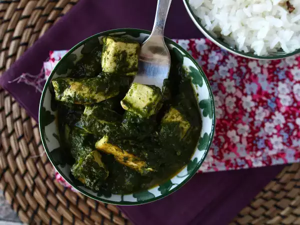 Ricetta Palak tofu cremoso con spinaci e spezie indiane