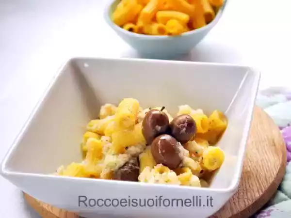 Ricetta Maccheroncini con crema di baccalà e olive