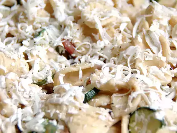 Ricetta Orecchiette integrali con zucchine, pancetta e ricotta salata