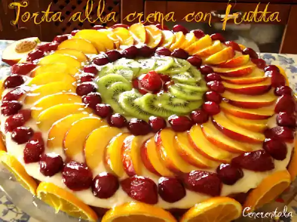 Ricetta Torta alla crema con frutta