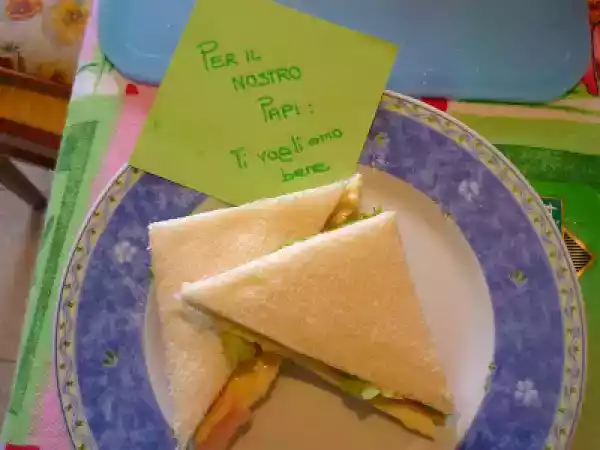 Ricetta Tramezzini al prosciutto - insalata e crema di carciofi