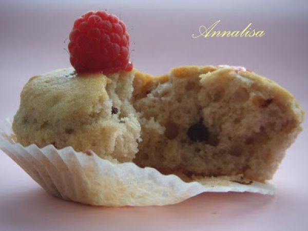 Ricetta Muffin con lamponi e cioccolato