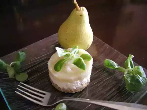 Ricetta Mini cheesecake al parmigiano con gelatina di pere