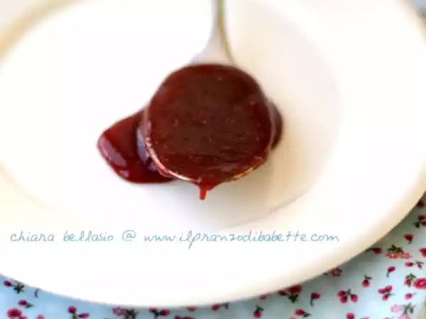 Ricetta Marmellata di fragole e peperoni
