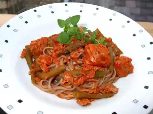 Ricetta Soba al sugo di tonno con fagiolini verdi