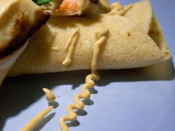 Ricetta Crepes al salmone e stracchino