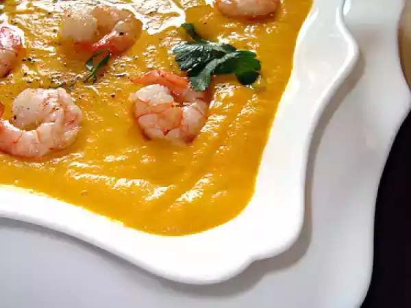 Ricetta Crema di carote con gamberi saltati