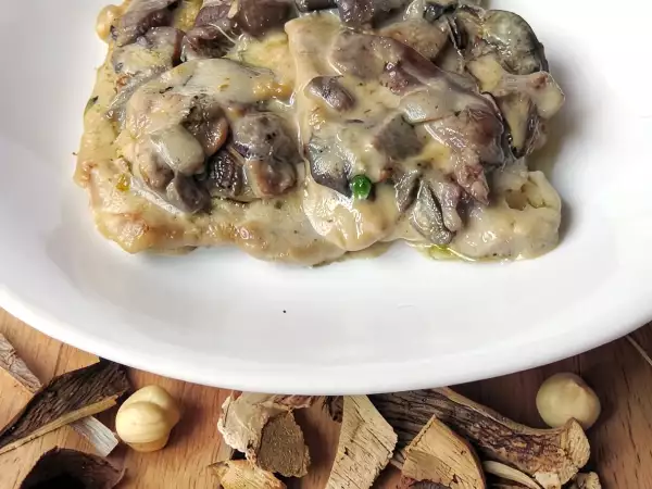Ricetta Scaloppine con nocciole e funghi