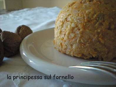 Ricetta Sformatini di riso alla zucca con gorgonzola e noci