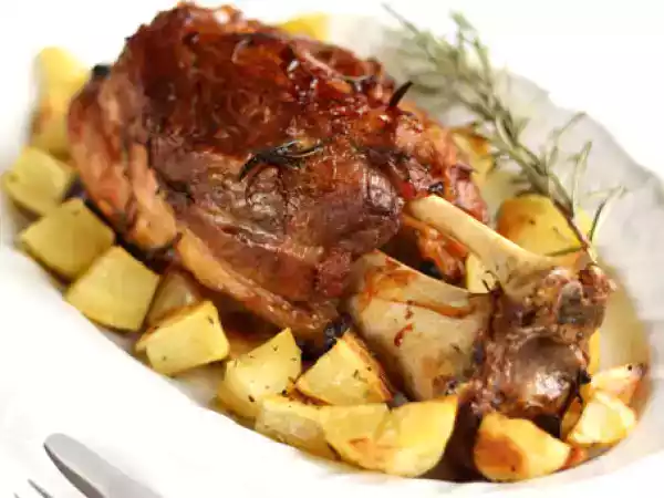 Ricetta Slow cooking: stinco di maiale al forno