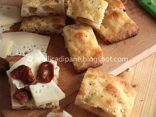 Ricetta Focaccia alta con biga o lievito madre di paoletta