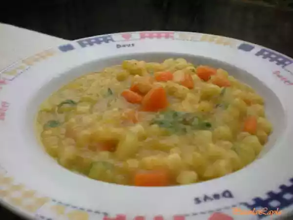 Ricetta Pasta cremosa con patate carote ed erbe aromatiche