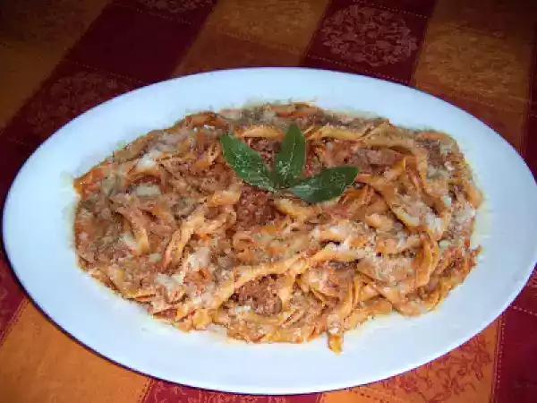 Ricetta Lasagne incannulate al ragout di cinghiale