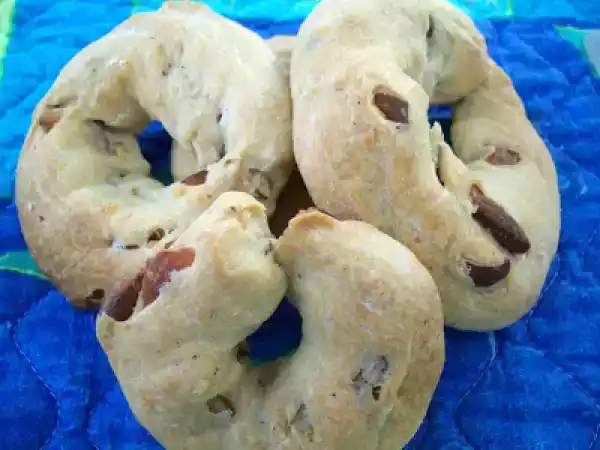 Ricetta Taralli n'sogna e pepe (sugna e pepe) con lievito madre