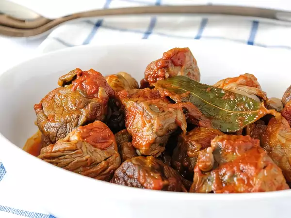 Ricetta Spezzatino di vitello all'alloro