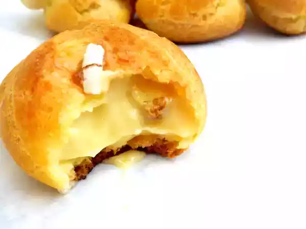 Ricetta Choux con crema alle fave tonka