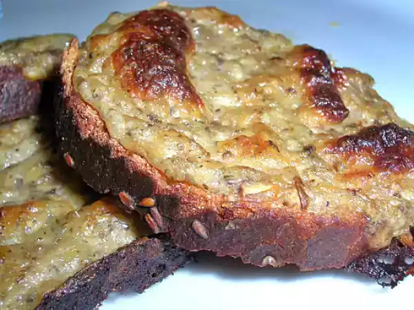 Ricetta Crostini ai funghi