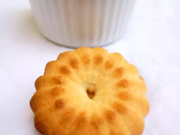 Ricetta Biscotti con farina di riso al lime e fave tonka