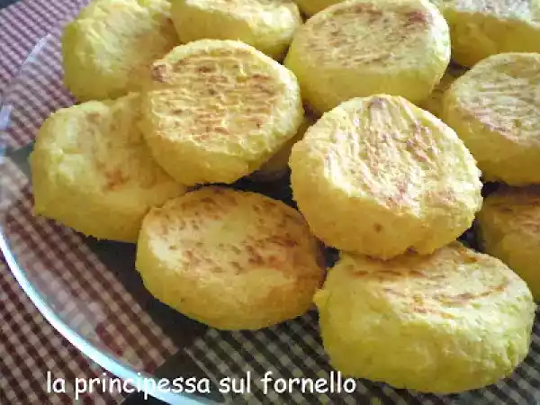 Ricetta Polpette di ricotta: l'antipasto sfizioso, veloce e senza carne che conquista tutti