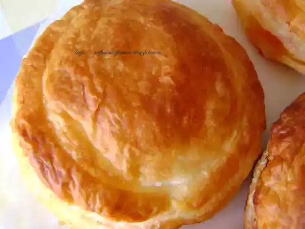 Ricetta Rustici leccesi per puglia e basilicata in tavola...