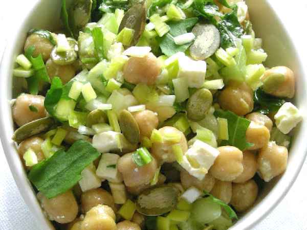 Ricetta Insalata di ceci, feta e rucola