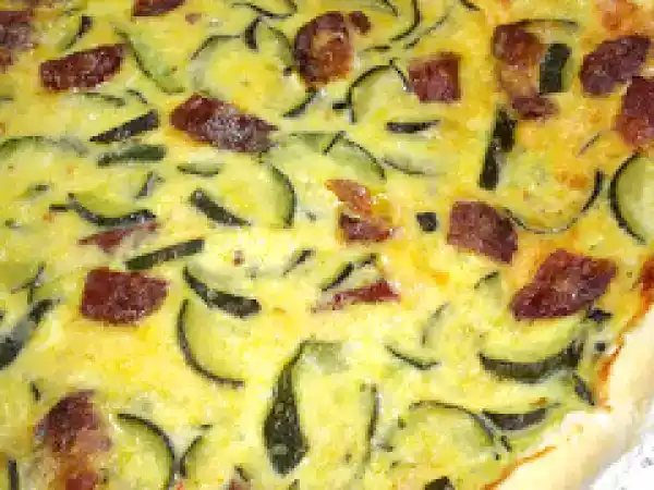 Ricetta Torta salata con zucchine e salsicce