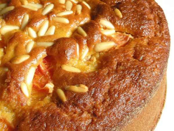 Ricetta Torta all'olio d'oliva e succo d'arancia con pinoli