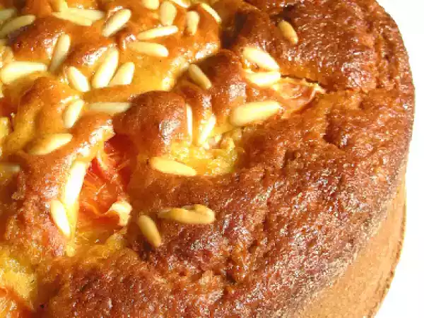 Ricetta Torta all'olio d'oliva e succo d'arancia con pinoli