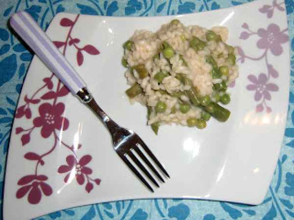 Ricetta Risotto primavera: asparagi e piselli