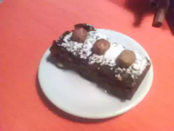 Ricetta Torta di pane al cioccolato e nocciole
