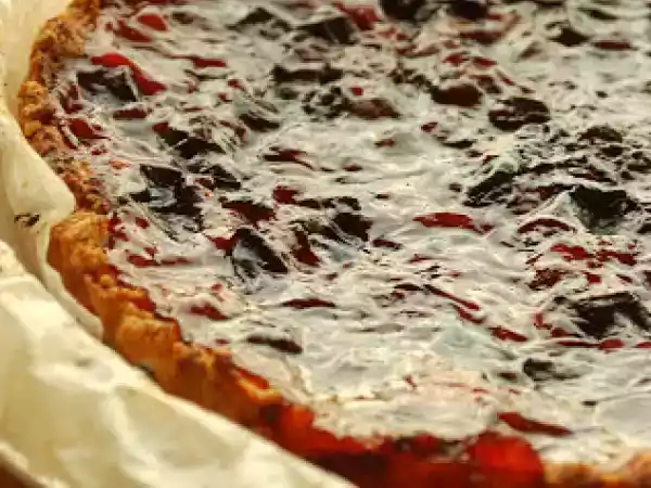 Ricetta Crostata alla grappa, con albicocca e cioccolato