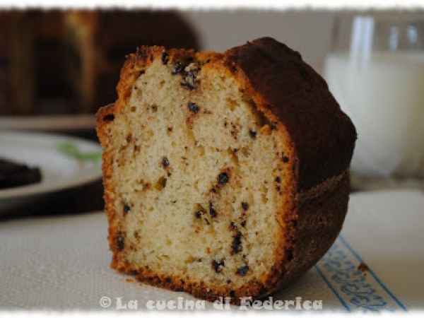 Ricetta Ciambellone allo yogurt e cioccolato