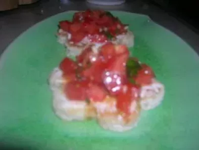 Ricetta Bruschette con pomodoro e philadelphia - bruschette with tomato and philadelphia