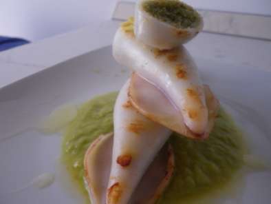 Ricetta Calamari ripieni grigliati su crema di piselli e premio