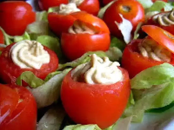 Ricetta Ciliegini ripieni di spuma di tonno